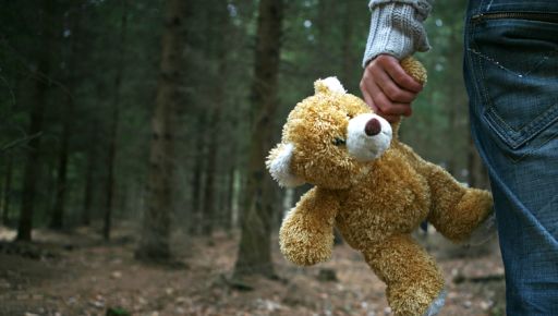 На Харківщині зникла 14-річна дівчинка: прикмети