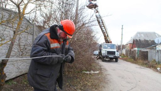 У селі на Харківщині повернули світло після російського обстрілу