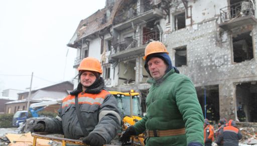 У Харкові енергетики відновили мережу, яку пошкодили окупанти 10 січня