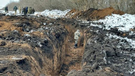 Зупинили "будівництво”: Прикордонники показали, як знищили окоп росіян на Харківщині