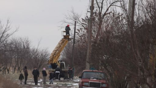 Харьковские энергетики возобновили сеть, которую повредили оккупанты в Козачьей Лопани