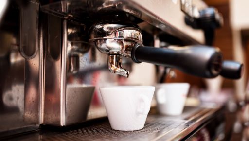 В Харькове воришка выкрал кофемашину стоимостью 145 тыс. грн