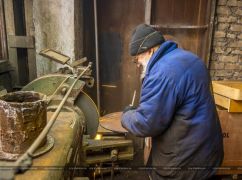 Харківські комунальники показали, що навчилися виготовляти, готуючись до зими