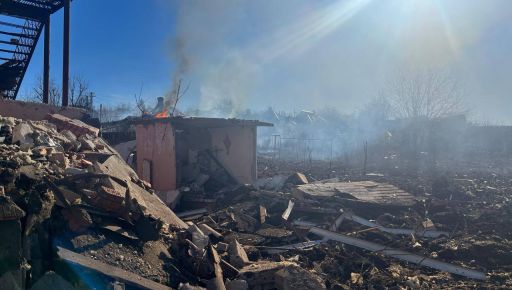 В Купянске в результате авиаудара повреждены 17 домов