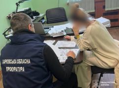 У Харкові директорка підприємства "заробила" понад півмільйона грн на ремонті вишу, пошкодженого РФ