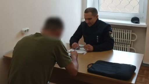 У Харкові чоловік стріляв з автомата просто посеред вулиці: поліція вручила йому підозру