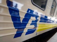 Из-за обесточивания сети в Харьковской области задерживаются поезда