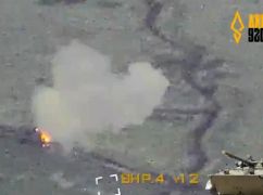 На Харківщині ЗСУ підпалили бронегрупу росіян: Кадри операції