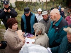 Мешканцям деокупованих сіл на Харківщині почали видавати пенсії та разову грошову допомогу