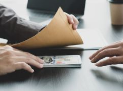 На Харківщині оштрафували сільського голову за несвоєчасне декларування квартири та машини