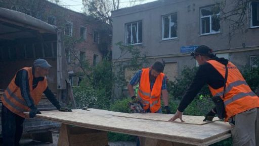 Нічна атака дронами пошкодила у Харкові 71 будівлю - мерія