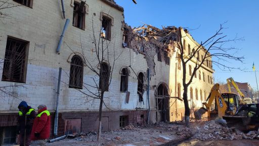 У Терехова розповіли, скільки будівель постраждали через ракетну атаку на Харків 16 січня