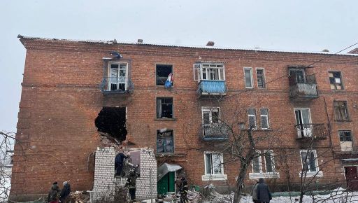Оккупанты обстреляли 3-этажку в Купянске: Есть погибшие и раненые