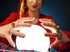 Копы подозревают харьковскую гадалку в причастности к делу на $1 млн