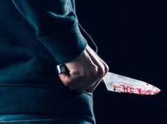 На Харьковщине мужчина зарезал знакомого из-за симпатий к "русскому меру" и обокрал его труп