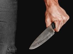 Харків’янин уночі напав на знайому та її доньку з ножем-сокирою: вирок суду