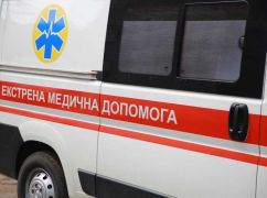 Не давав врятувати кохану: у Харківській області чоловік напав на бригаду "швидкої"