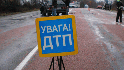 На Харьковщине Smart перевернулся в кювет: Водитель погиб на месте