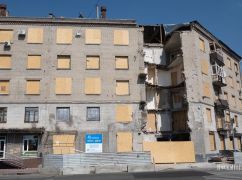 Стало відомо, як виглядатиме будинок на Аєрокосмічному, куди торік влучив КАБ