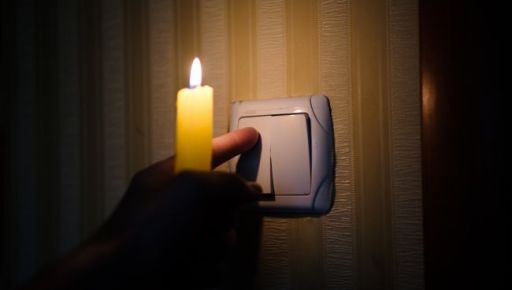 У Балаклії горить склад цивільного підприємства: частина міста без світла