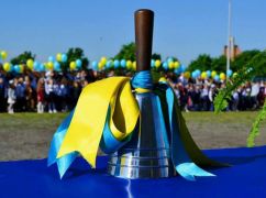 У Боровій на Харківщині на бік окупантів перейшли близько 30 шкільних вчителів