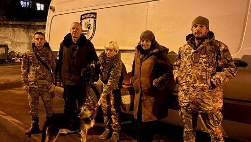 Дружина загинула під час обстрілу: із Куп’янська евакуювали вдівця з його собакою