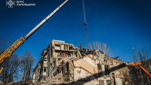 У Харкові внаслідок ракетного удару по багатоповерхівці загинула юннатка зоопарку