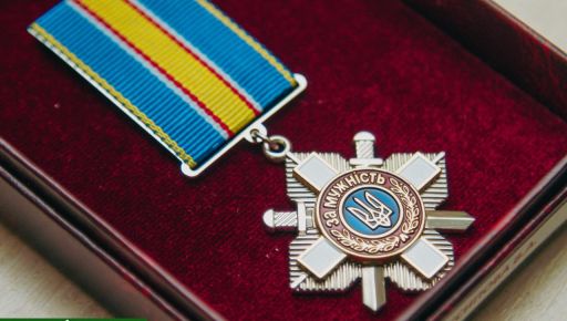 На Харьковщине родным погибших героев вручили посмертные награды