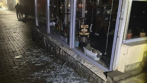 Трое раненых и разрушение: полиция показала последствия ночных обстрелов Харьковщины