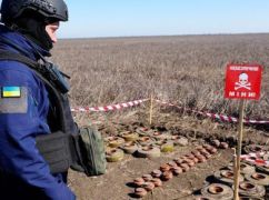 Військова адміністрація попередила про вибухи на деокупованих територіях Харківщини