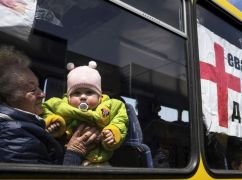 В Харьковской области принудительно эвакуируют семьи с детьми из Одноробовки