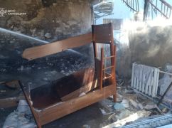 На Харківщині окупанти обстріляли дитячий садок: Кадри з місця