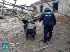 Оккупанты ударили ракетой неподалеку от Харькова: Кадры разрушений