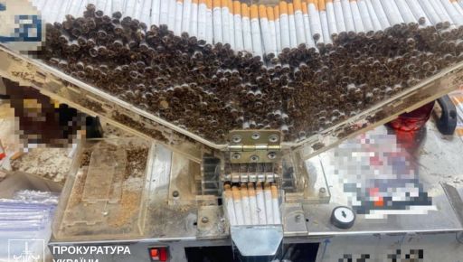 На Харківщині знайшли підпільний цех з виготовлення цигарок: що вилучили