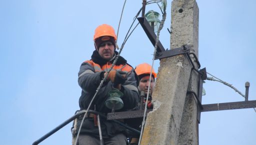 У Вовчанську відновили енергомережі, пошкоджені обстрілом