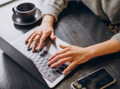 Віртуальні номери для українських фрилансерів: як приймати замовлення з-за кордону