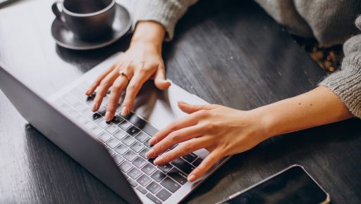 Виртуальные номера для украинских фрилансеров: как принимать заказы из-за границы