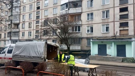 Разбитые окна и поврежденные крыши: У Терехова показали последствия ракетных ударов по Харькову