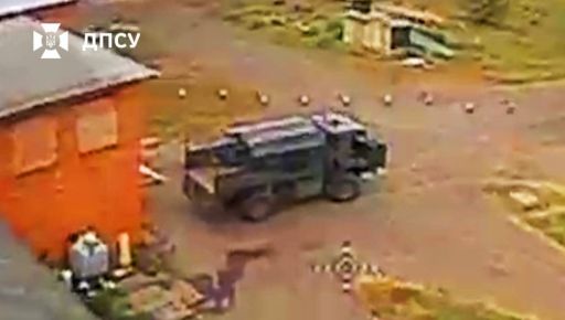 Пограничники устроили "огненное шоу" для российских бойцов в Харьковской области: кадры с фронта