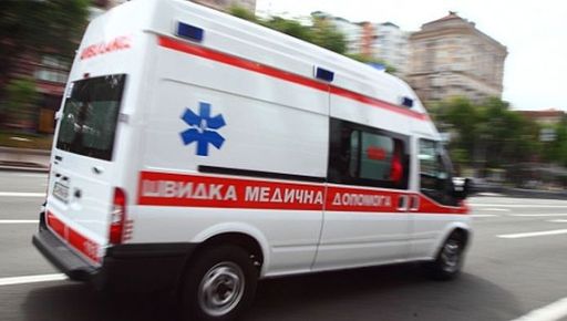 Кількість постраждалих після удару дрона по авто на Харківщині зросла - ОВА