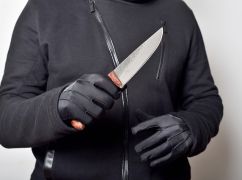 В Харьковской области пенсионер чуть не зарезал священника