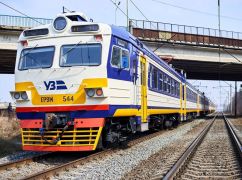 В результате российских обстрелов задерживаются семь поездов из Харькова: что известно