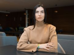 Харьковская нардеп Мезенцева, вышедшая замуж за комбрига "Ахиллеса", показала семейное состояние