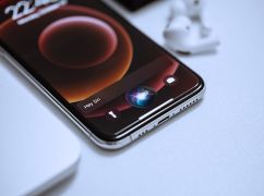 Як користуватися Siri на iPhone: поради