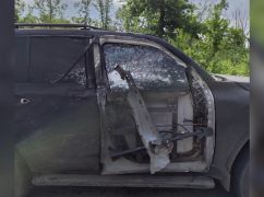 Броня врятувала життя: ворожий дрон влучив у авто прикордонників на Харківщині
