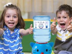 Забезпечення питною водою шкіл та дитячих садочків у Харкові