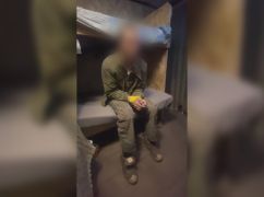 На Волчанском направлении пограничники взяли в плен 19-летнего оккупанта