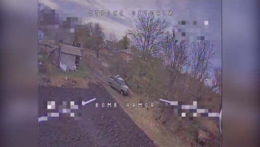 На Харківщині прикордонники знищили техніку та піхоту ворога дронами