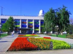 В Харькове объяснили русскоязычное название детского дворца "Исток"