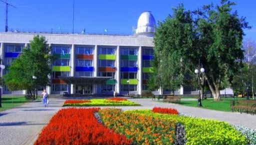 В Харькове объяснили русскоязычное название детского дворца "Исток"